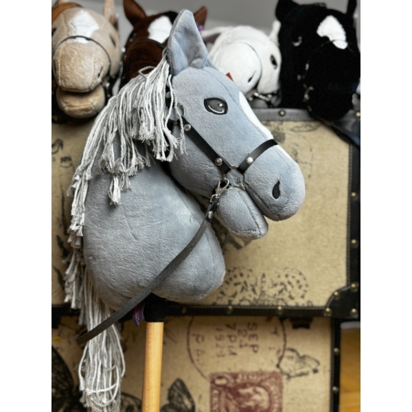 Konik Hobby Horse GreyGracie Start